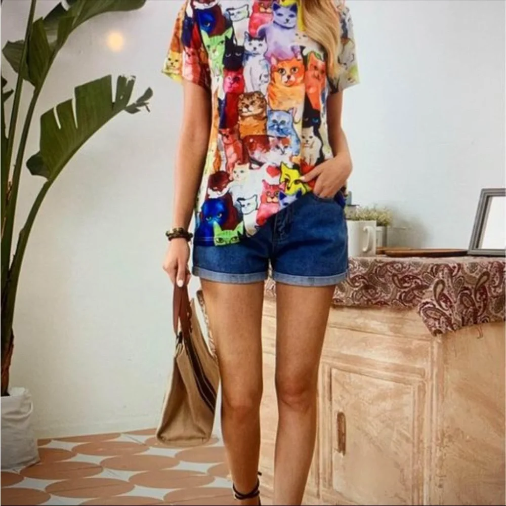 Colorful Cat Print T-Shirt